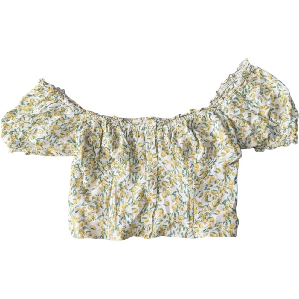 ASTR The Label Lemon Print Puff Sleeve Crop Top Smocked Medium Milkmaid Girlie